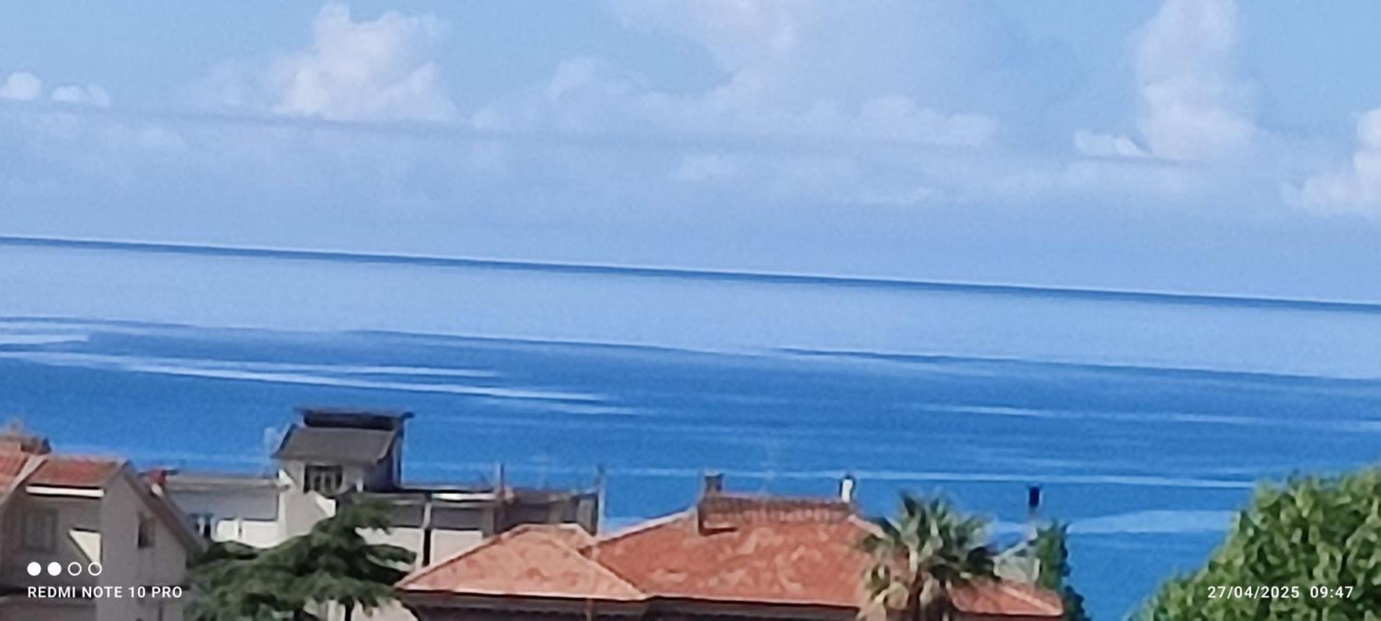 Mar Art Sapri Hotell Exteriör bild